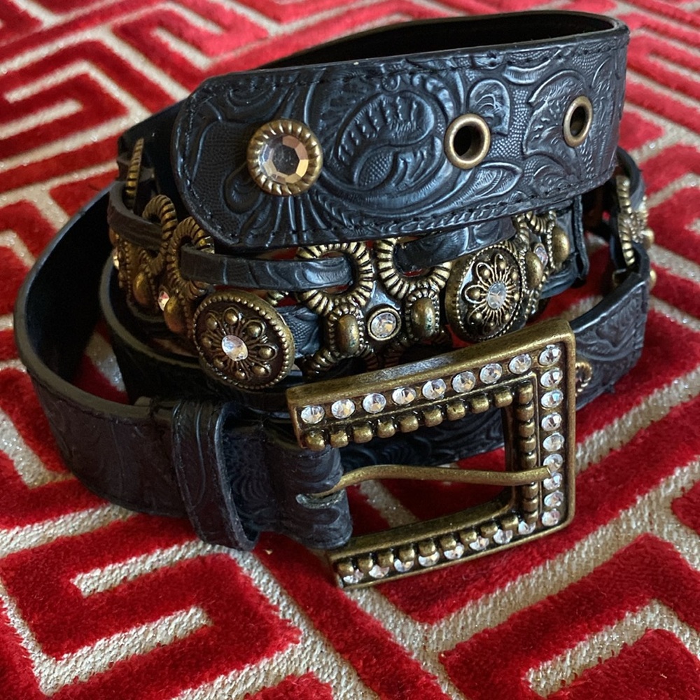 Black Textured Embroidery Crystal Antique Metal Belt Never Used